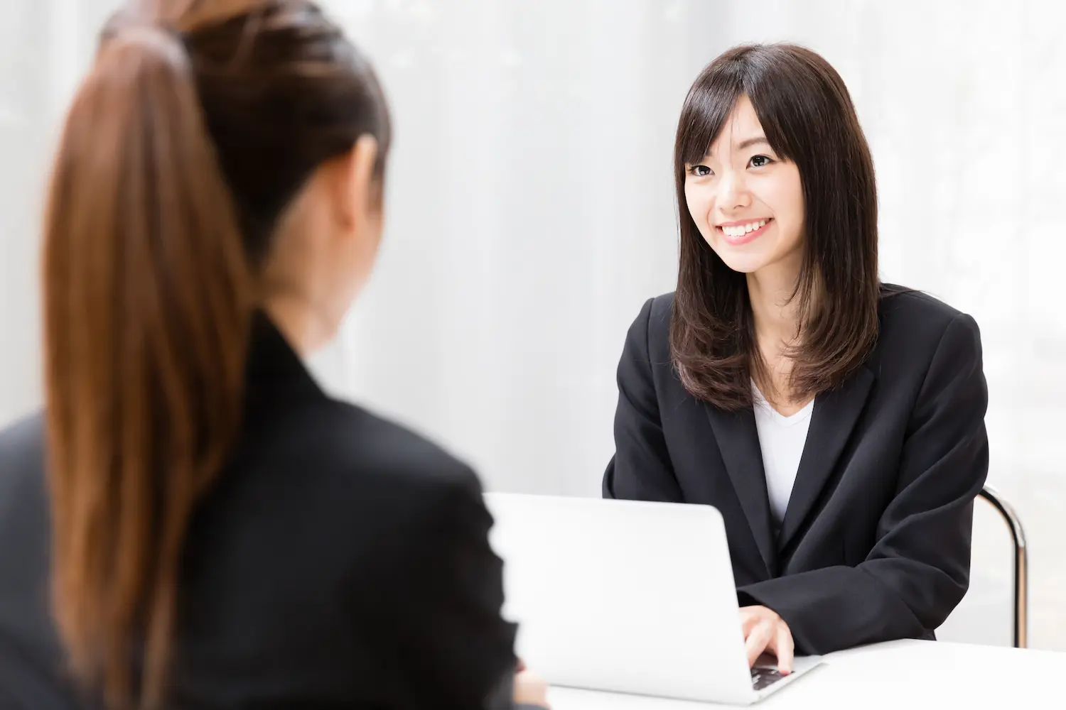 面接での難しい質問への対策
