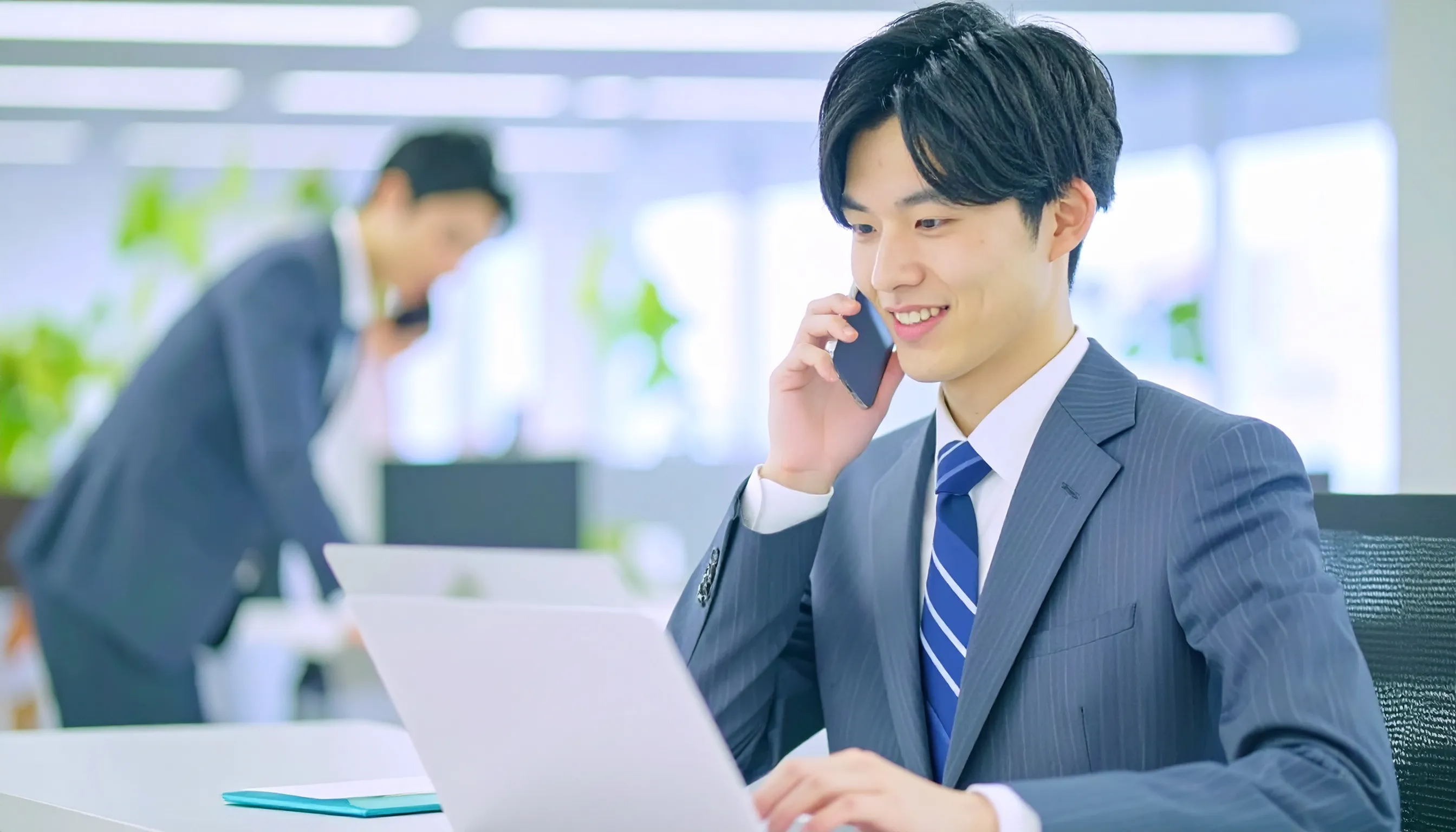 【2025年最新版】企業研修プログラムの全貌｜効果的な実施方法と成功事例まとめ